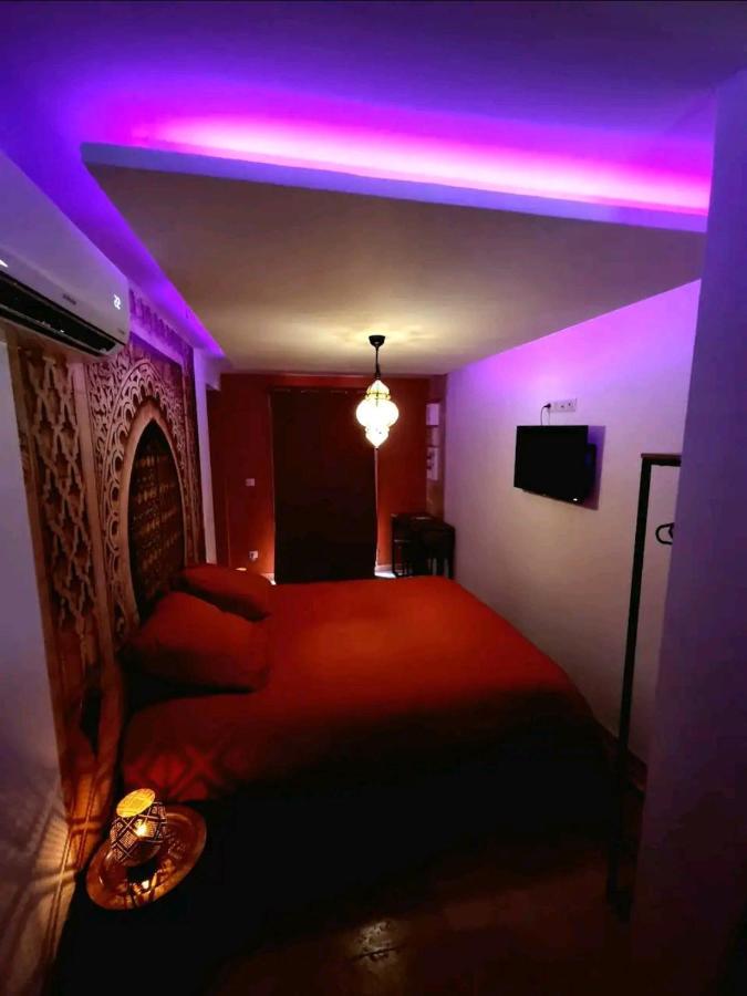 Suite Jaccuzzi En Camargue Port-Saint-Louis-du-Rhône Exterior foto